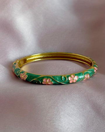 Vintage Whimsy Viral Enamel Bangle