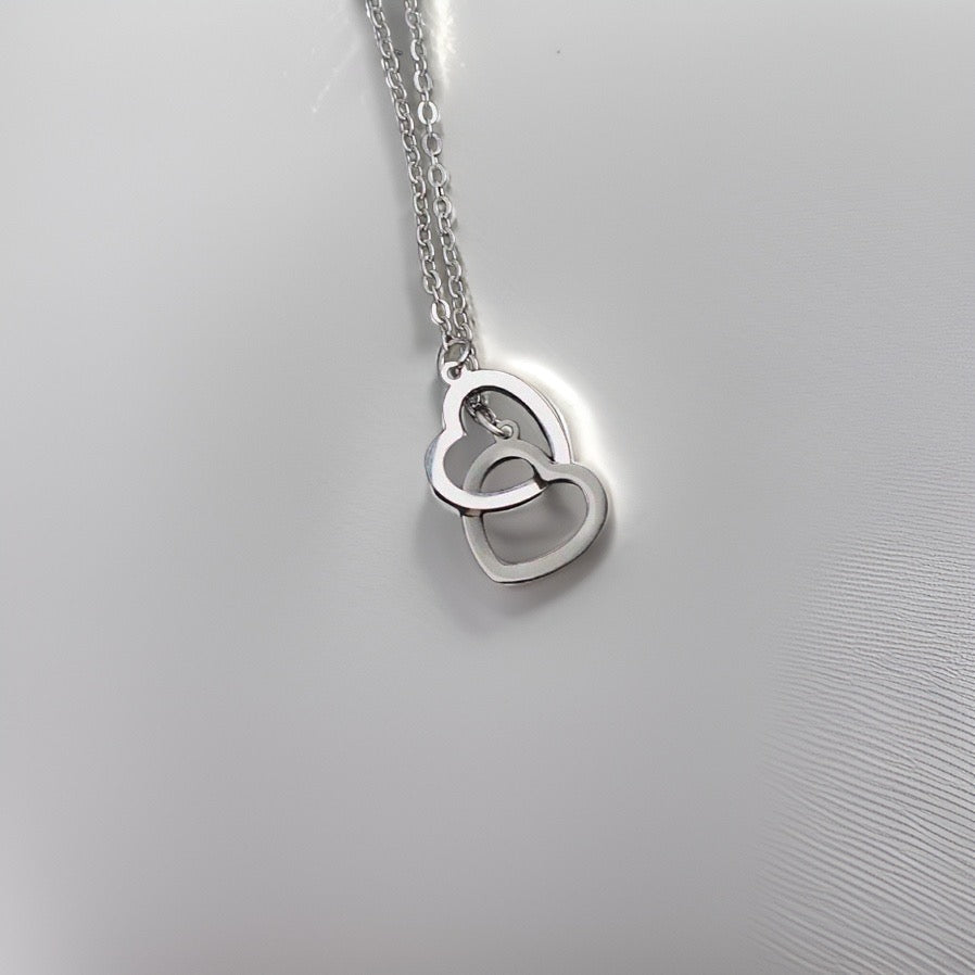Heart Linked Heart Pendant Necklaces for Women
