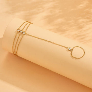 Rhinestone-Halo Hand Jewellery